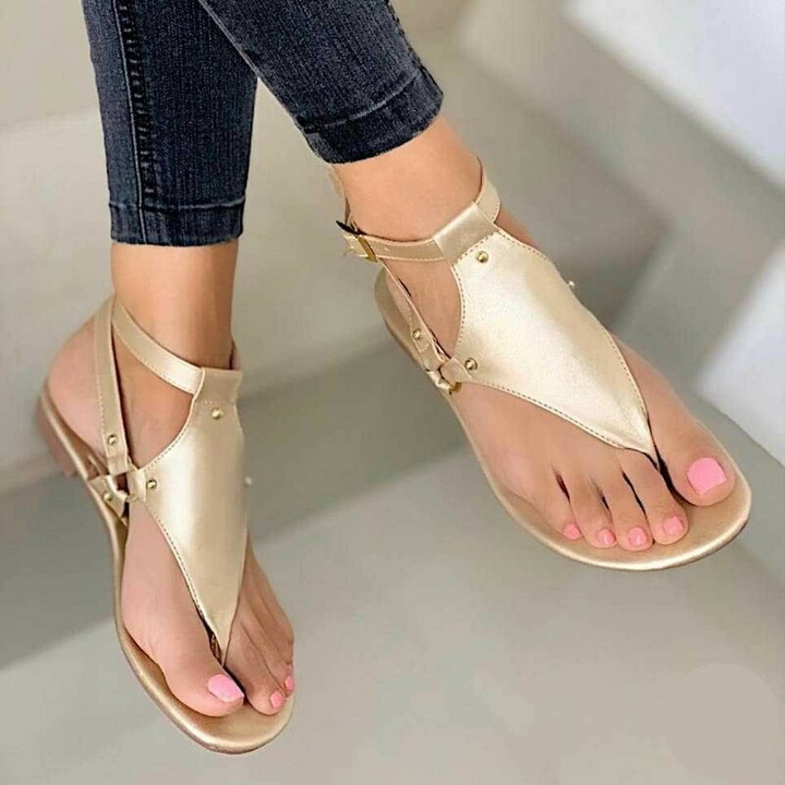 Casual and stylish flat sandal for summer - HERNA